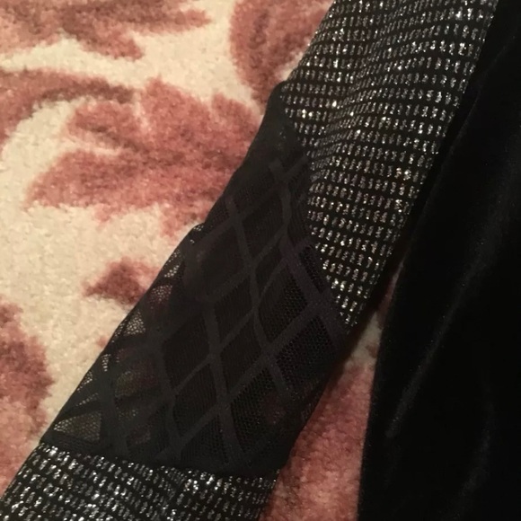 BRIAN LICHTENBERG NEW VELVET KARDASHIAN DRESS SM - Picture 5 of 8